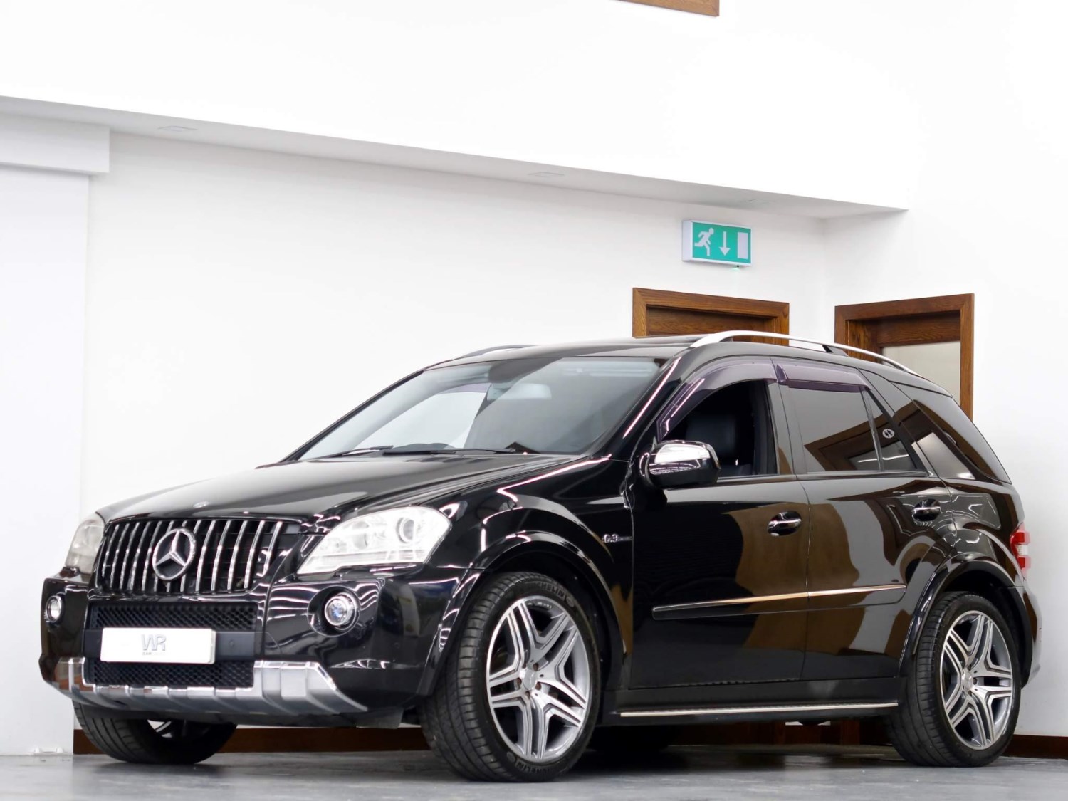 Mercedes-Benz M-Class Listing Image