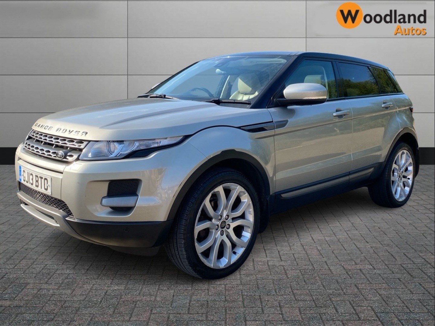 Land Rover Range Rover Evoque Listing Image