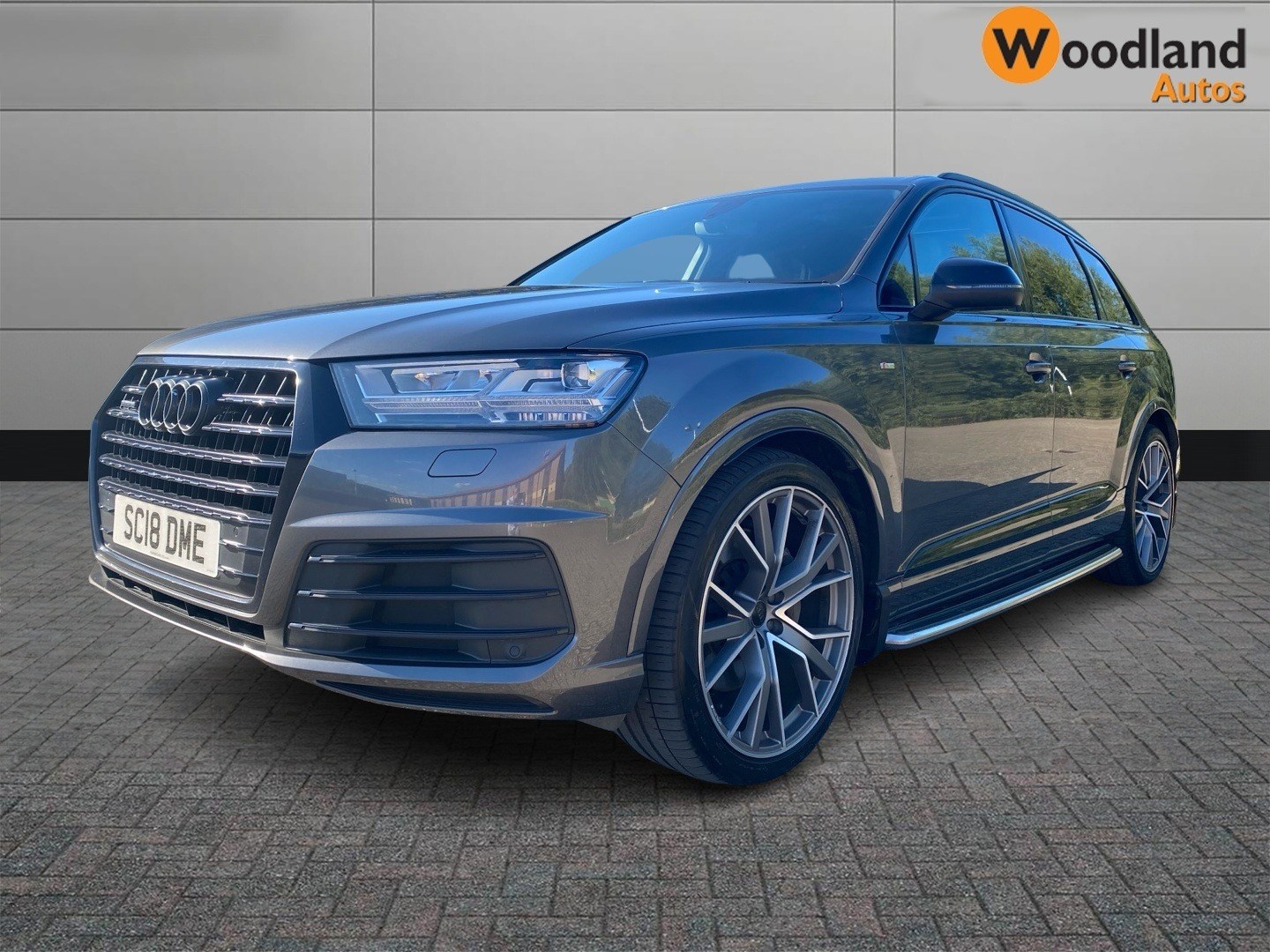 Audi Q7 Listing Image