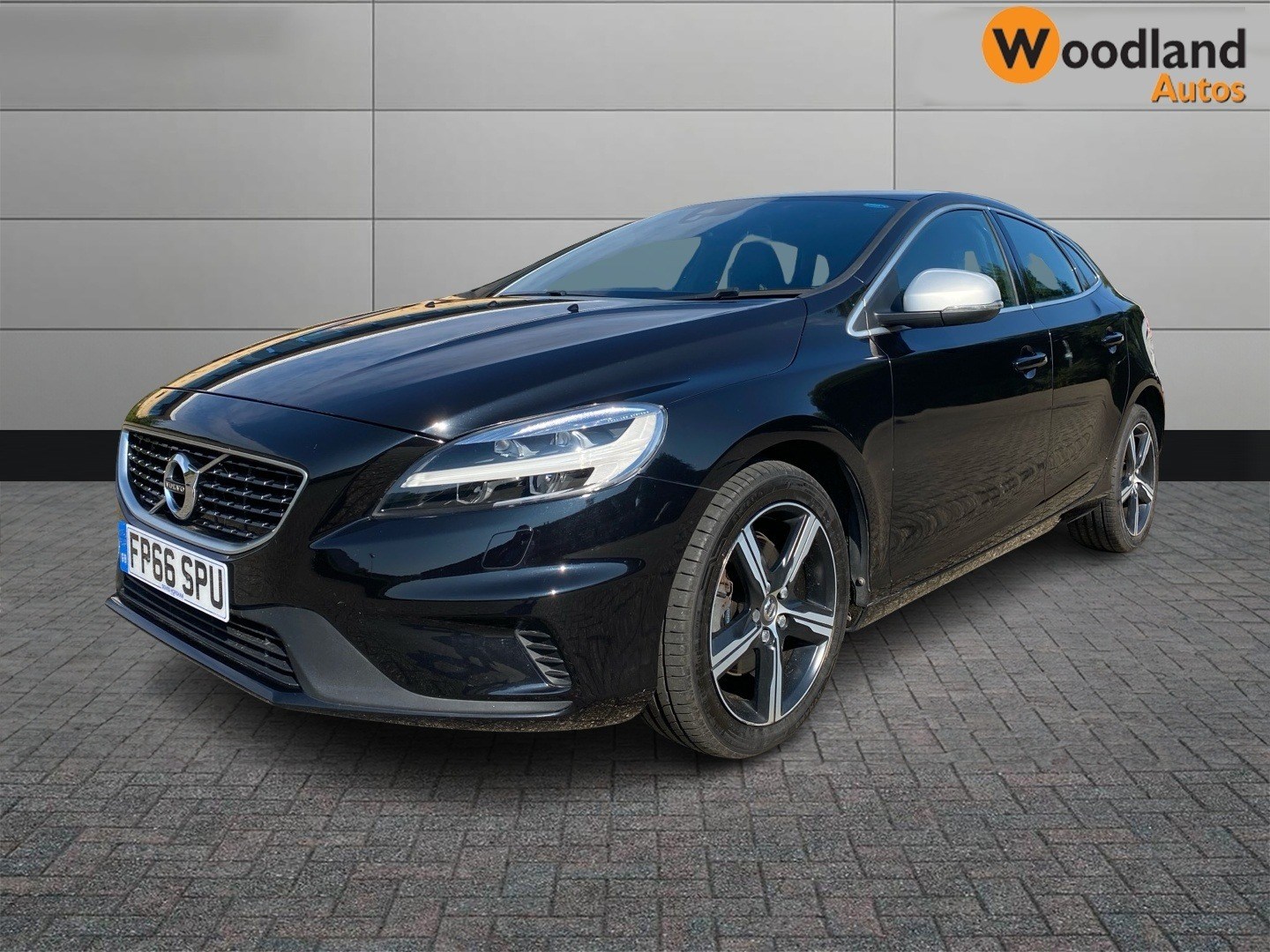 Volvo V40 Listing Image