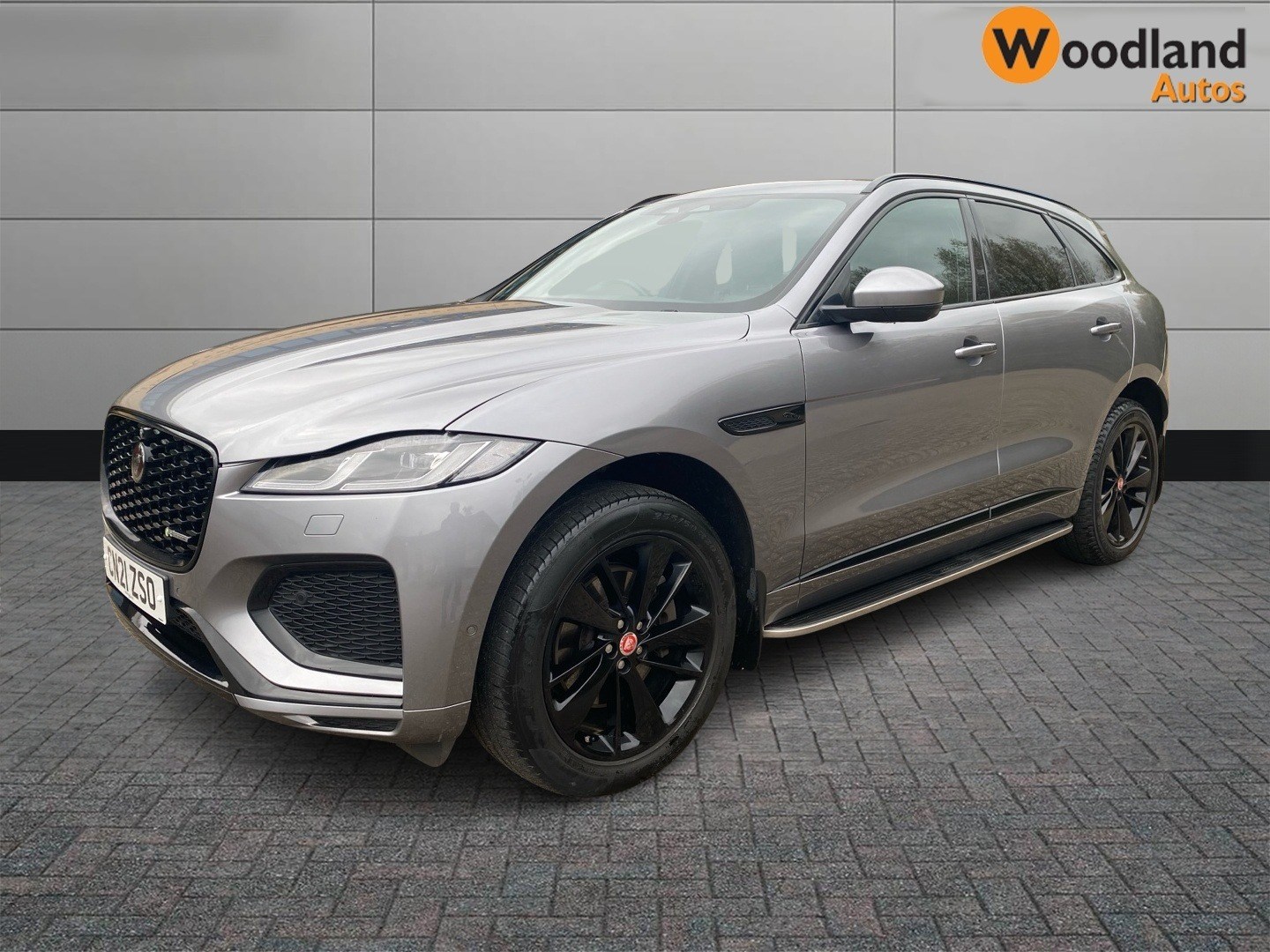 Jaguar F-PACE Listing Image