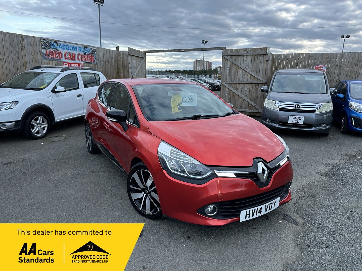 Renault Clio Listing Image