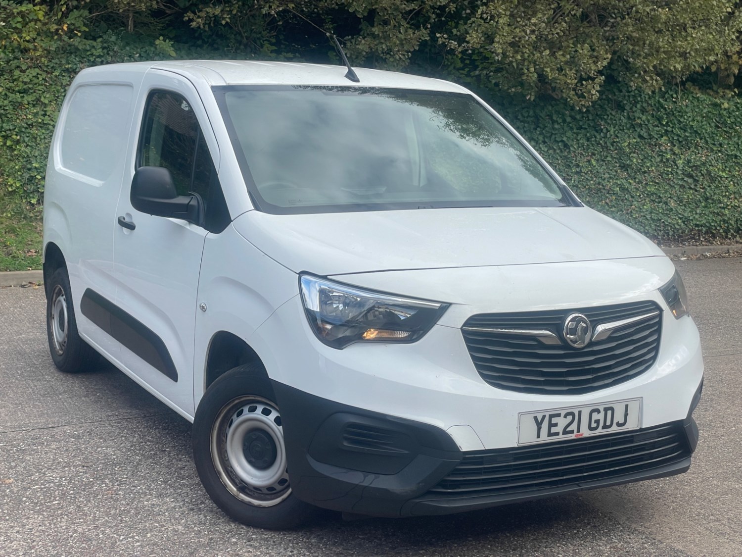 Vauxhall Combo Listing Image