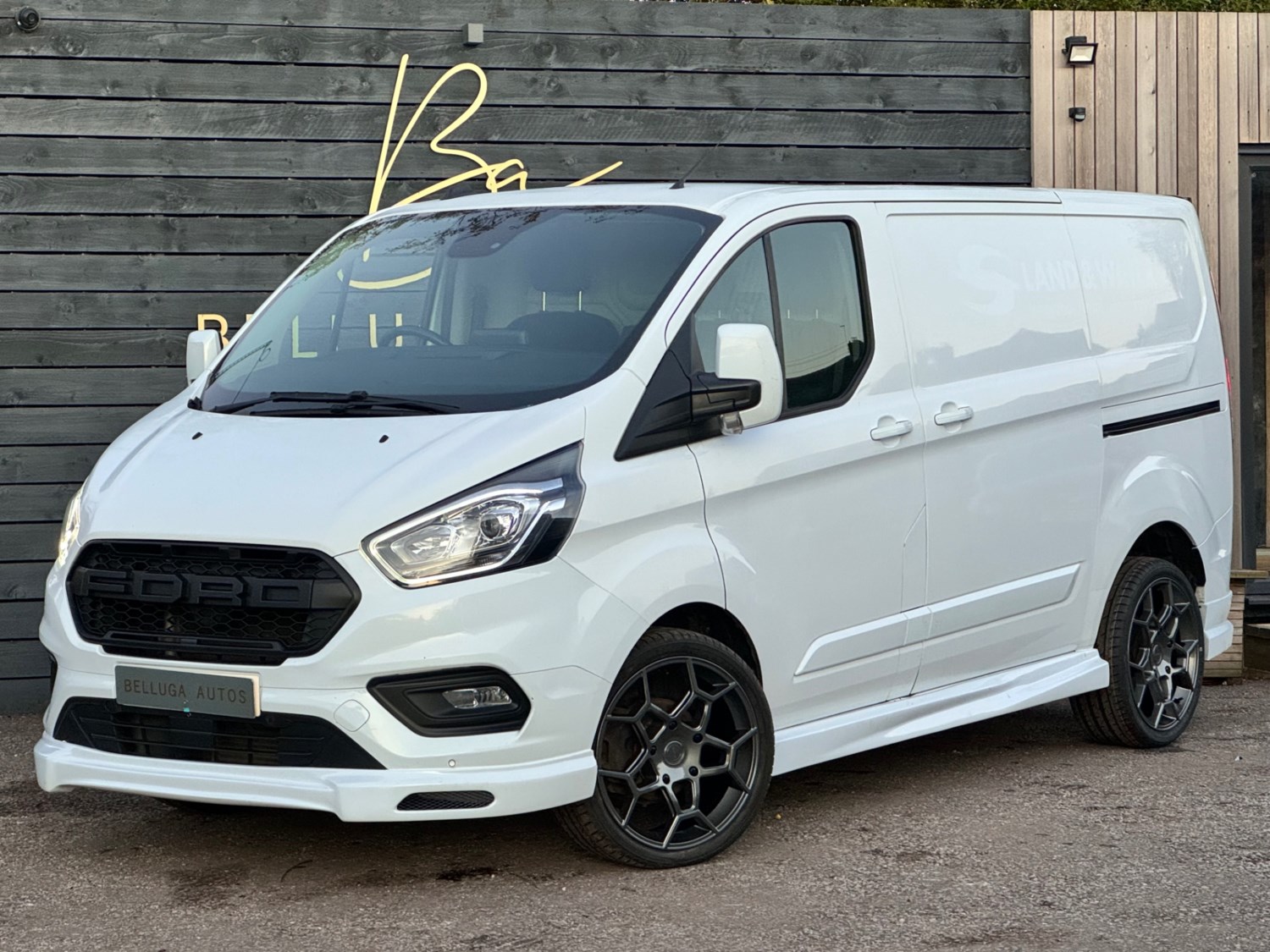 Ford Transit Custom Listing Image