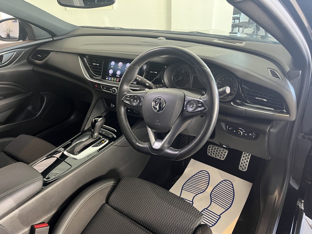 Vauxhall Insignia Listing Image