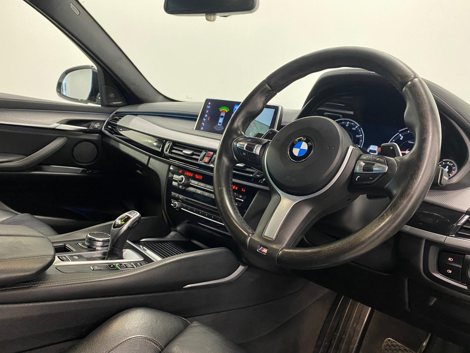 BMW X6 Listing Image