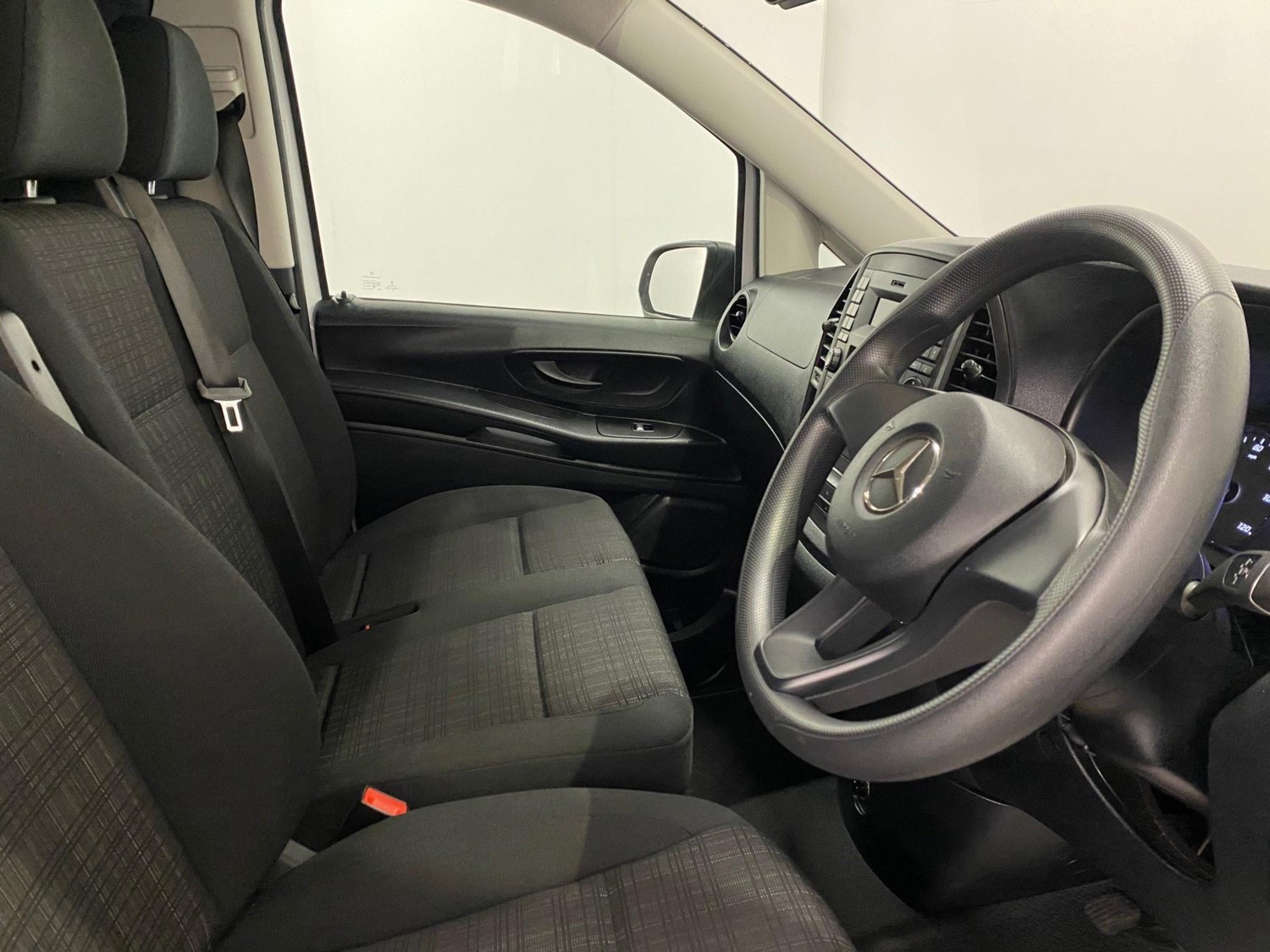 Mercedes-Benz Vito Listing Image