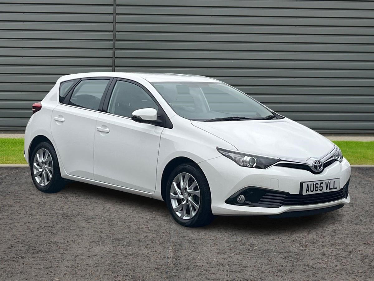 Toyota Auris Listing Image