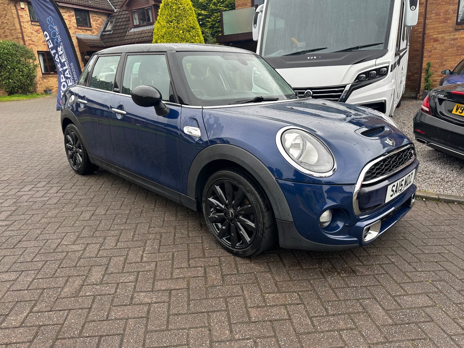 MINI Hatch Listing Image