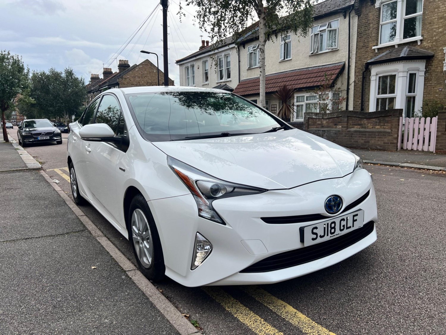 Toyota Prius Listing Image