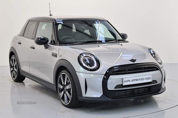 MINI Hatch Listing Image