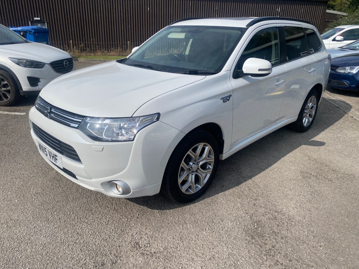 Mitsubishi Outlander Listing Image