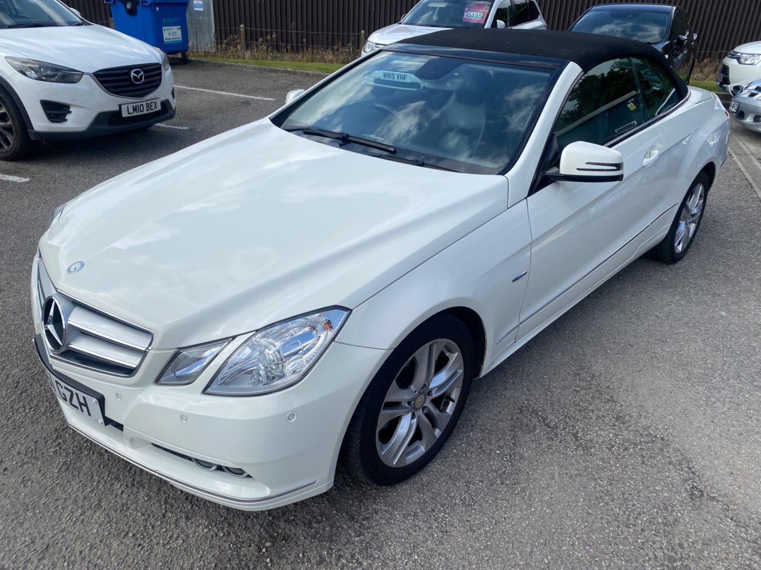 Mercedes-Benz E-Class Listing Image