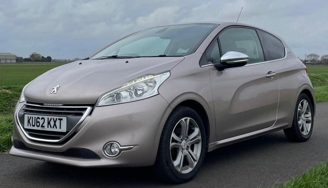 Peugeot 208 Listing Image