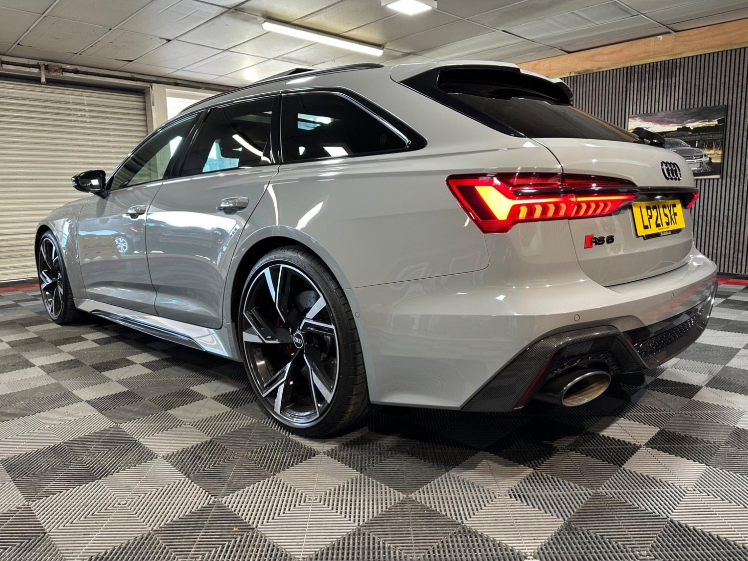 Audi RS6 Listing Image