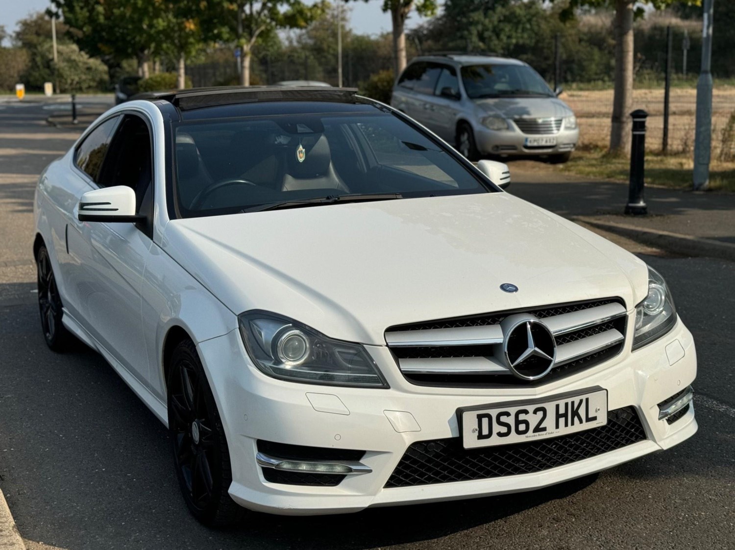 Mercedes-Benz C-Class Listing Image