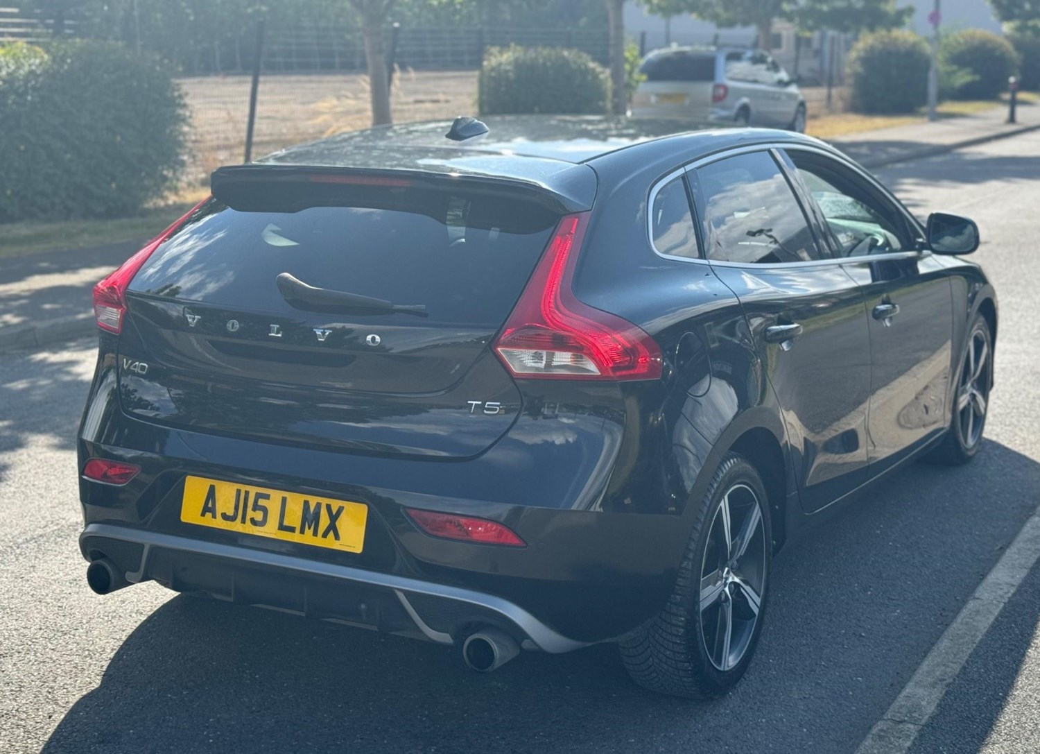 Volvo V40 Listing Image