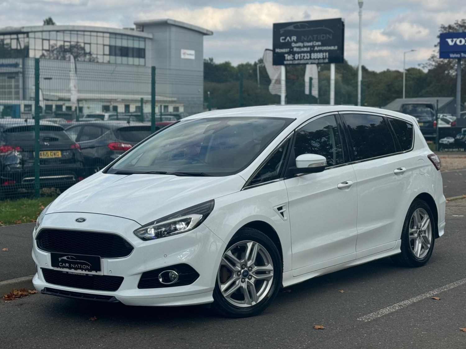 Ford S-Max Listing Image