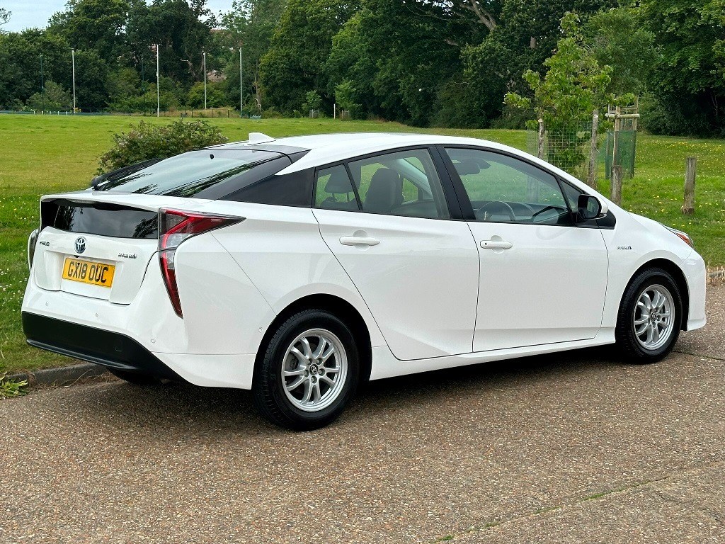 Toyota Prius Listing Image