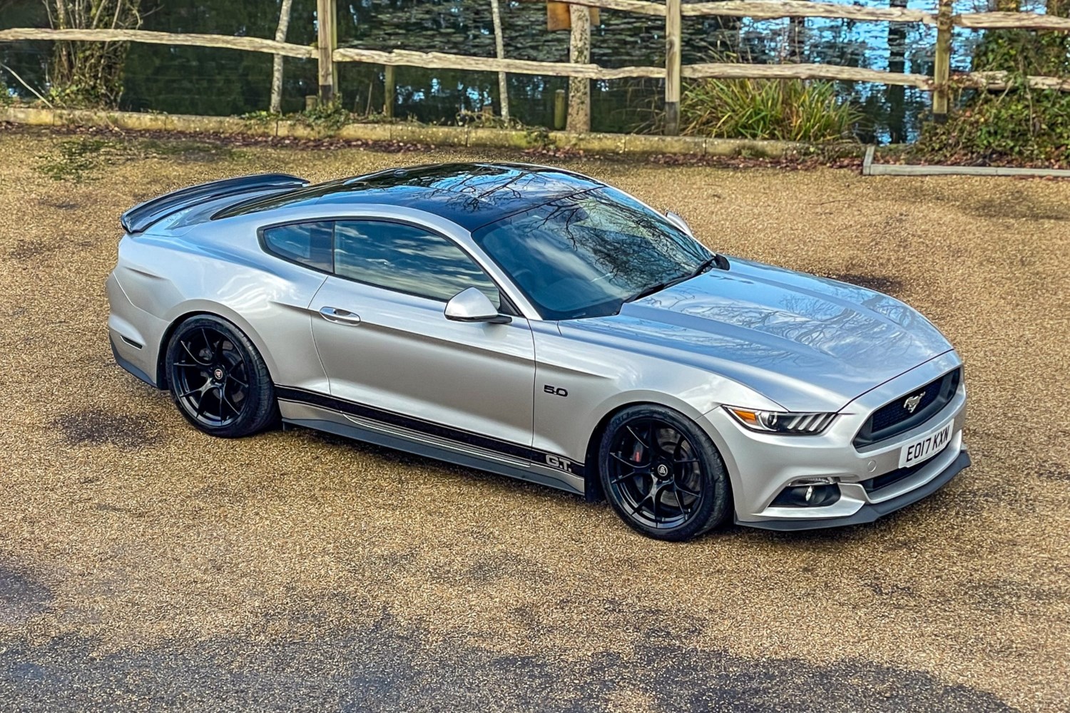 Ford Mustang Listing Image