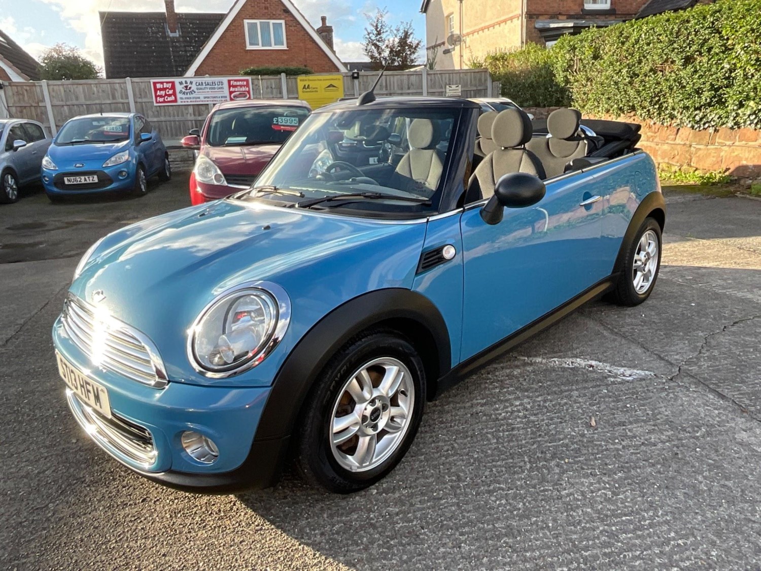 MINI Convertible Listing Image