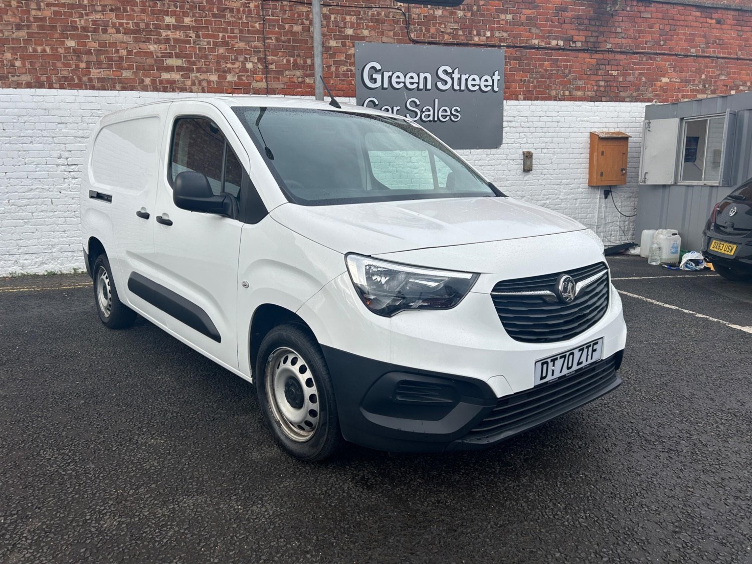 Vauxhall Combo Listing Image