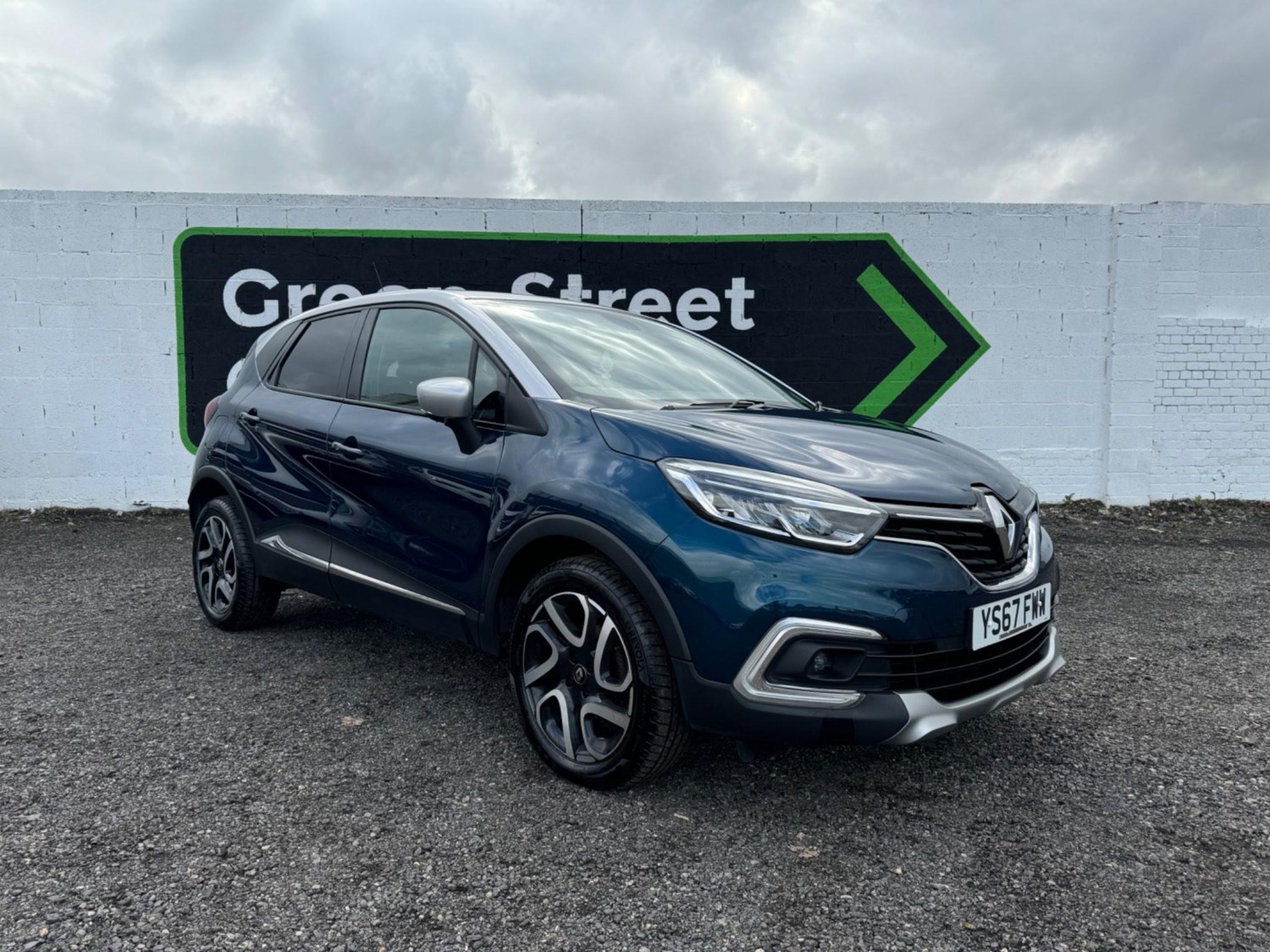 Renault Captur Listing Image