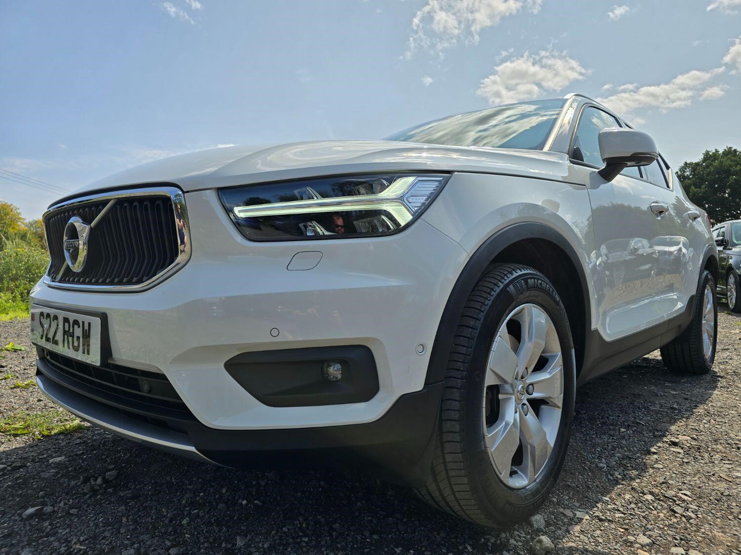 Volvo XC40 Listing Image