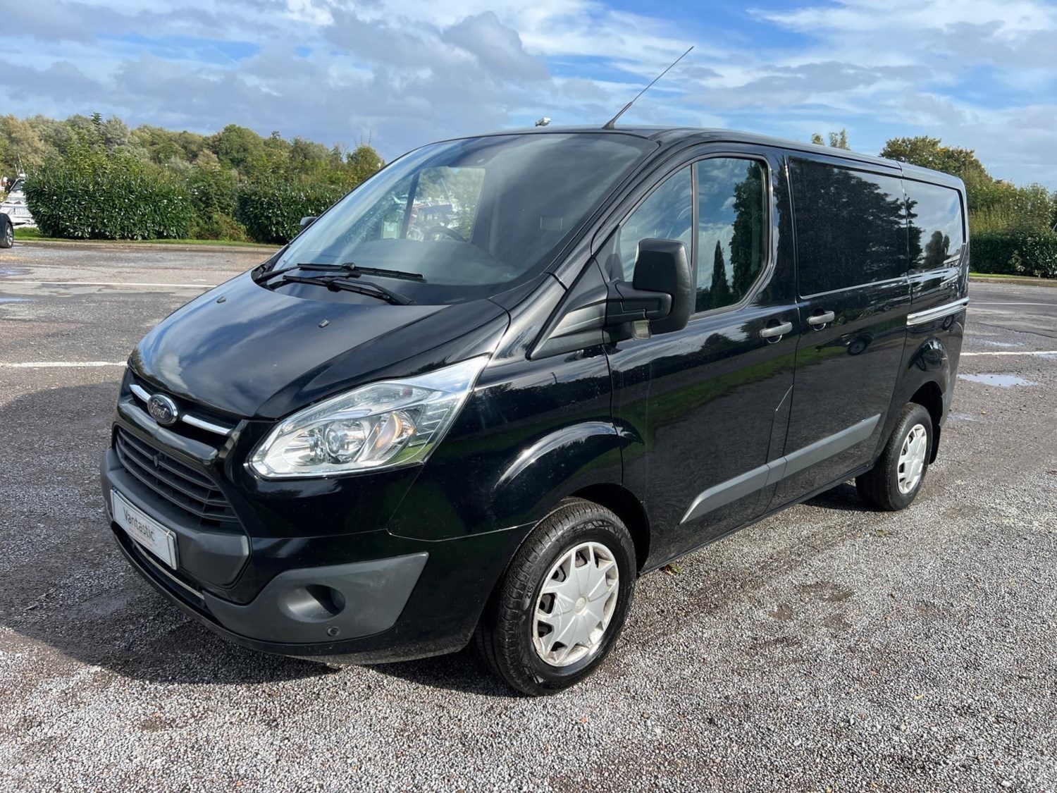 Ford Transit Custom Listing Image