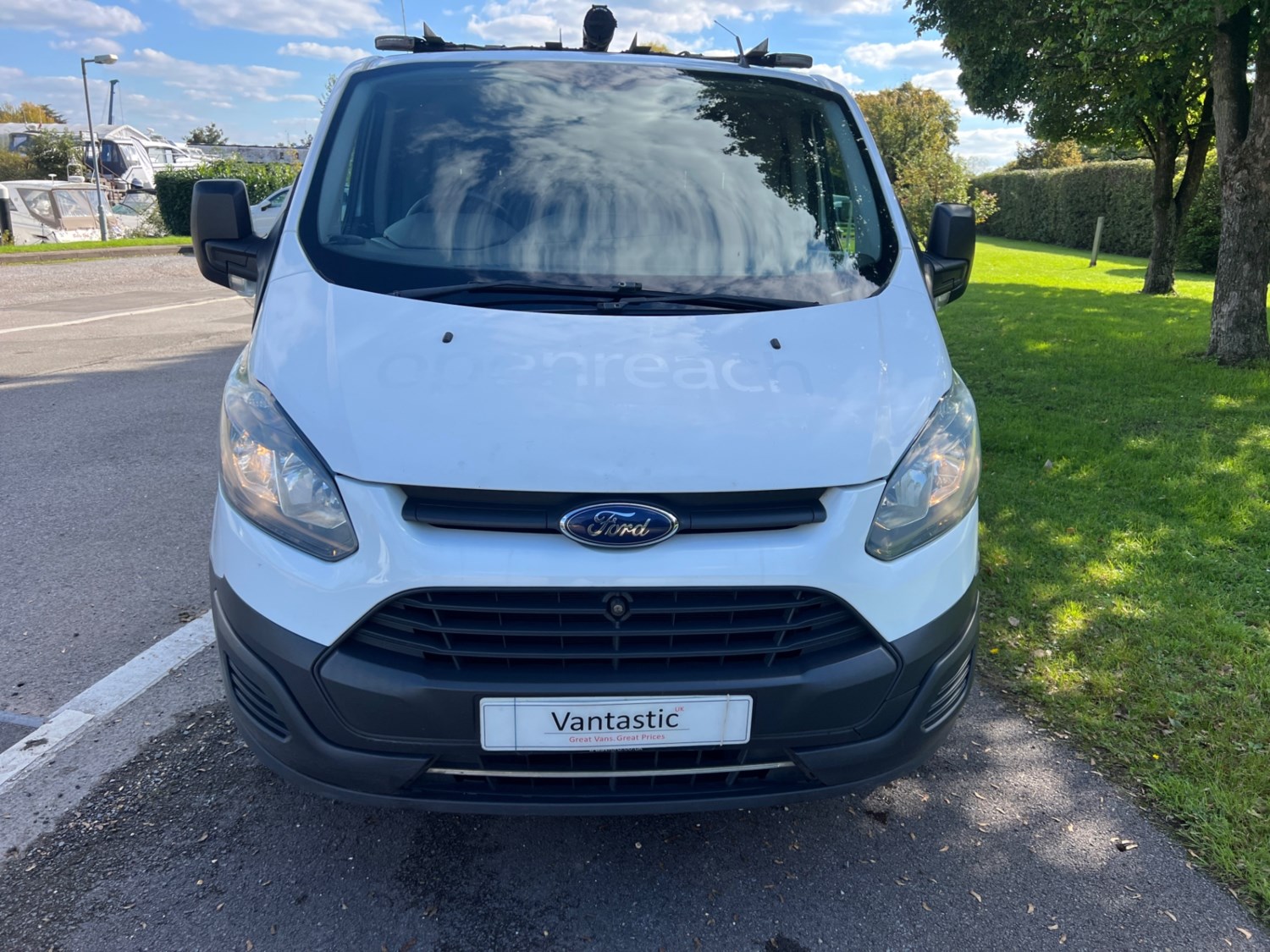 Ford Transit Custom Listing Image