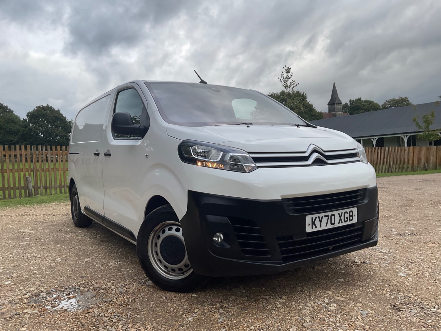 Citroen Dispatch Listing Image