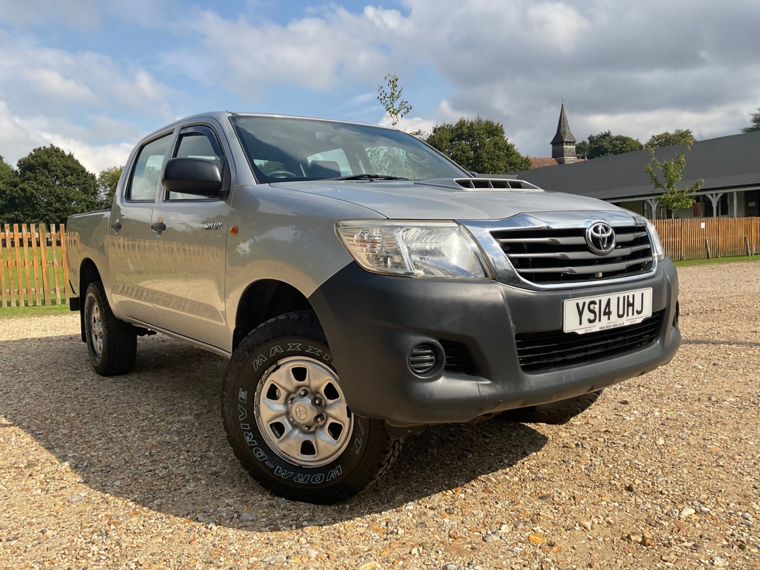 Toyota Hilux Listing Image