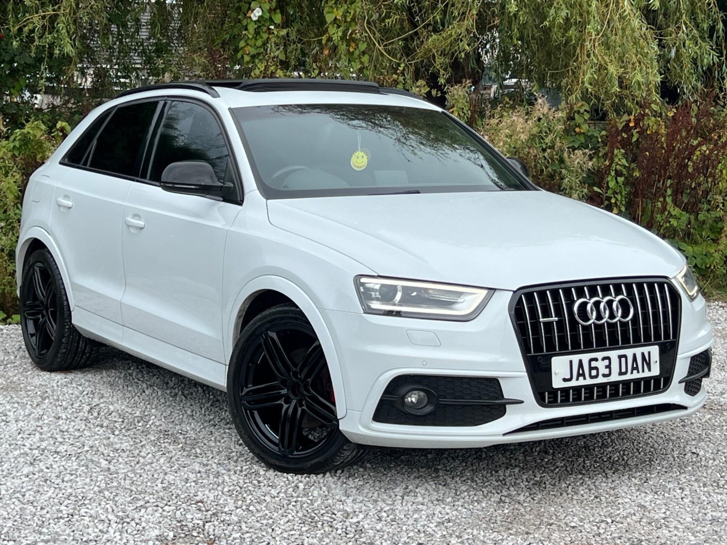 Audi Q3 Listing Image