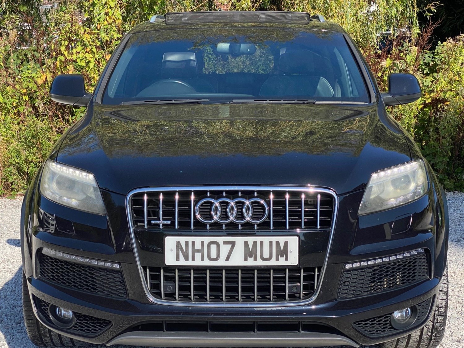 Audi Q7 Listing Image