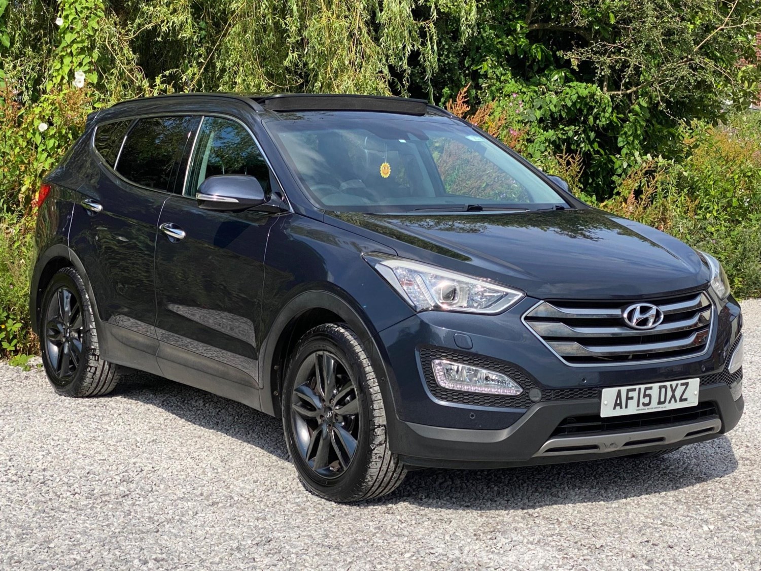 Hyundai Santa Fe Listing Image