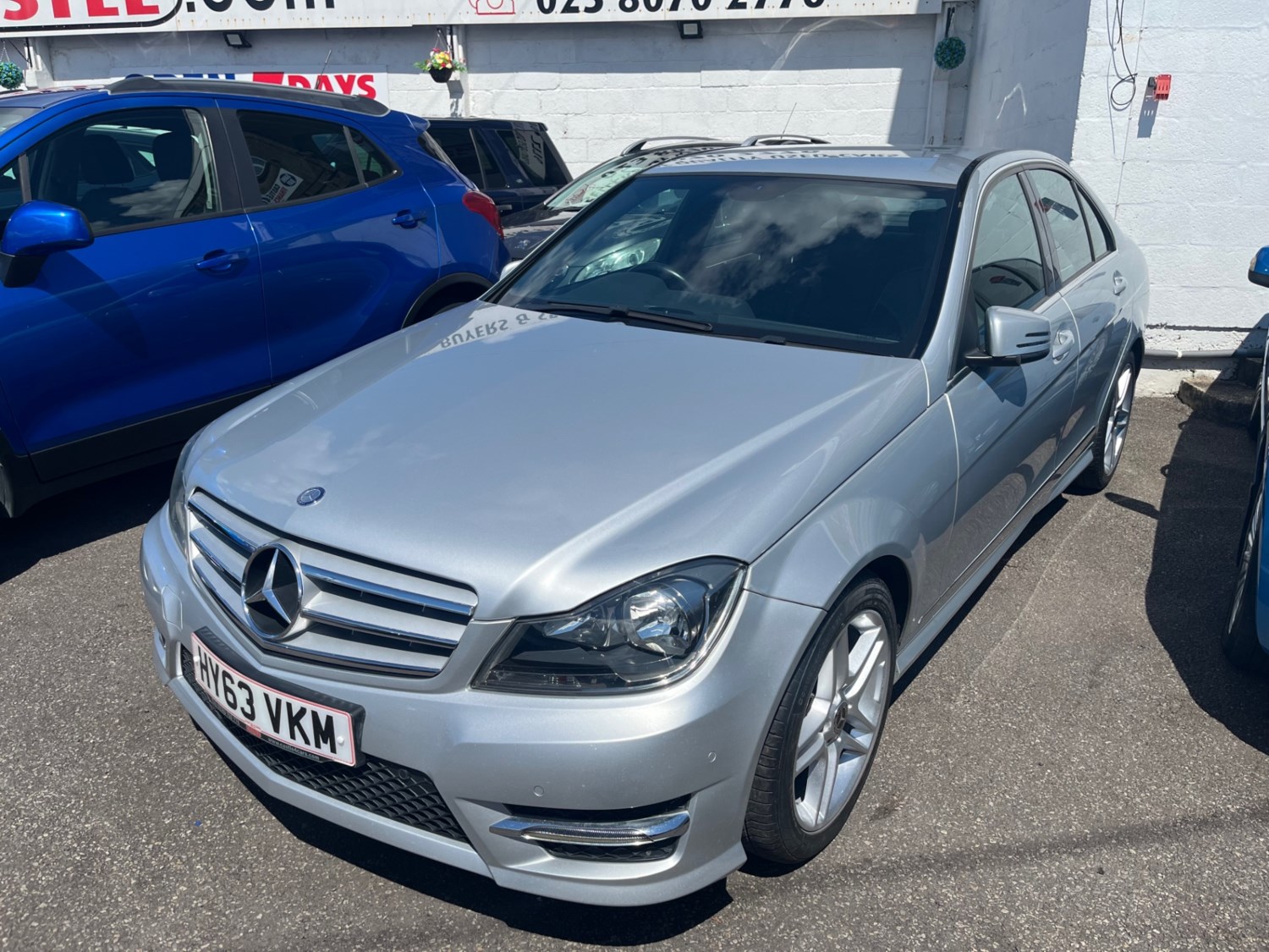 Mercedes-Benz C-Class Listing Image