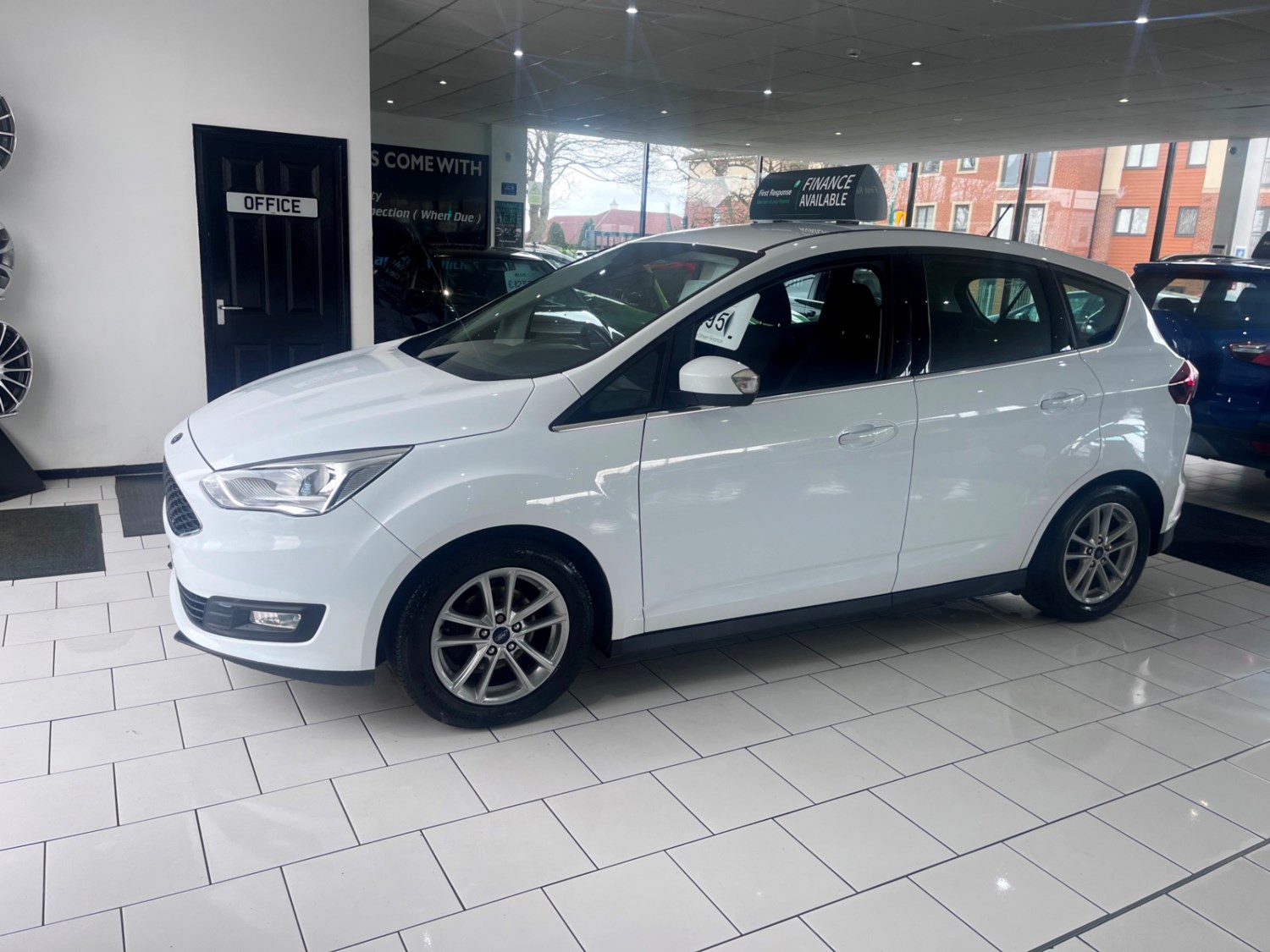 Ford C-Max Listing Image