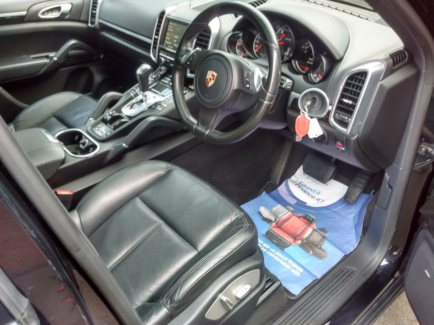 Porsche Cayenne Listing Image