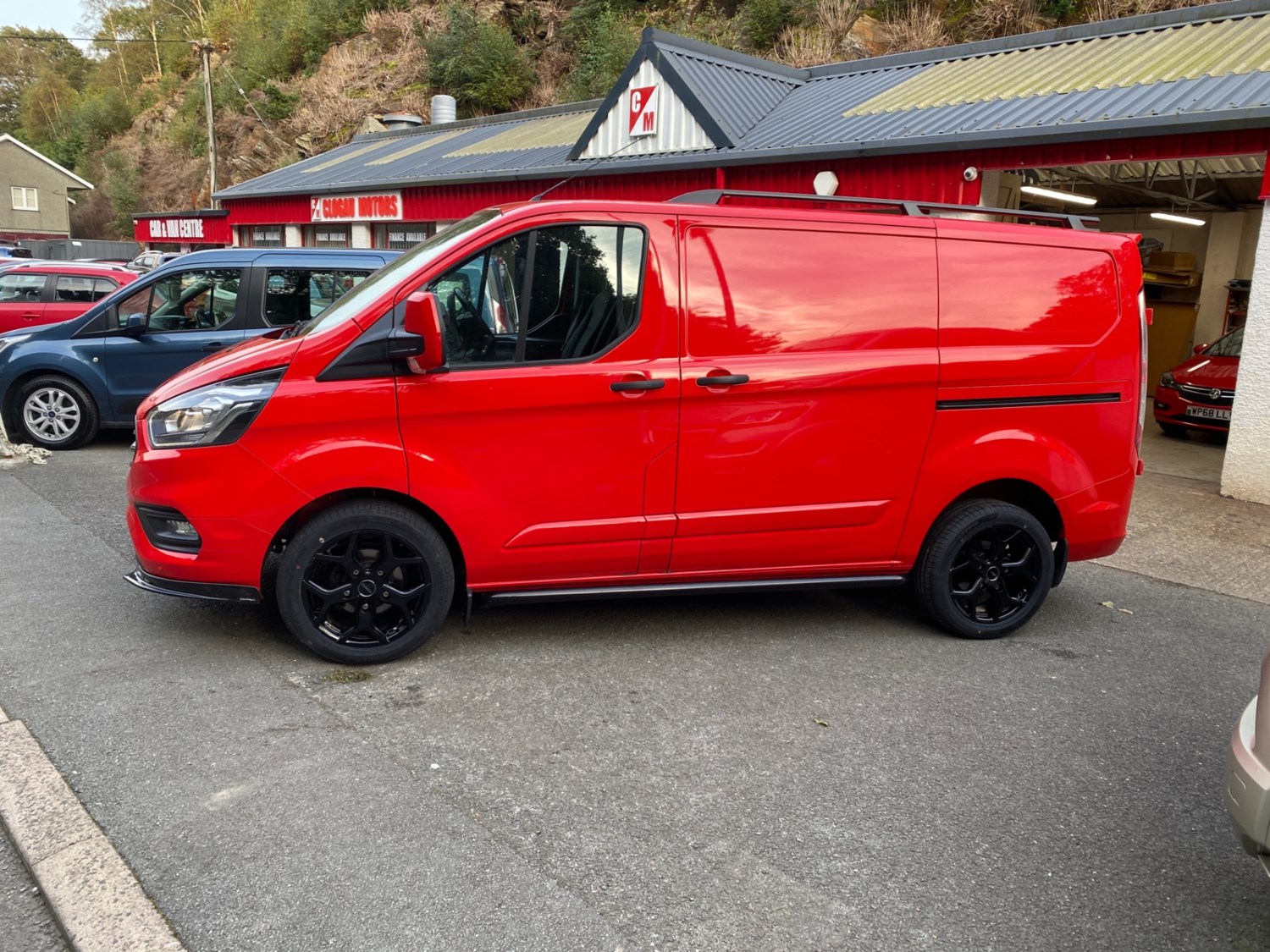 Ford Transit Custom Listing Image