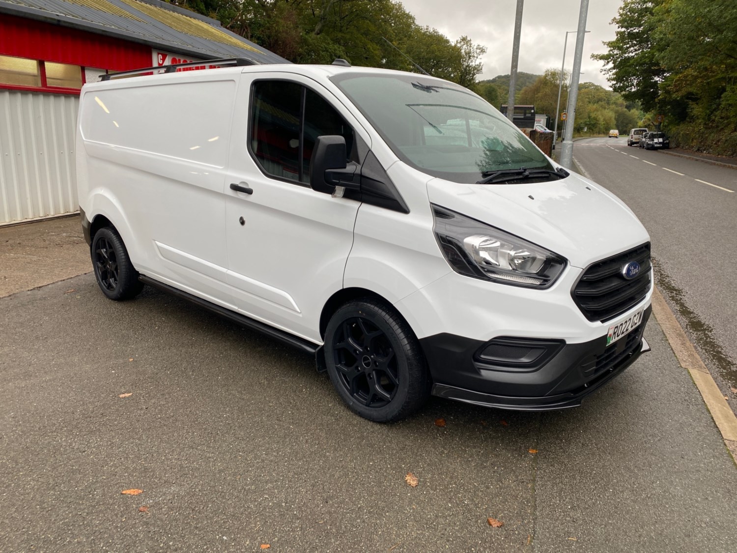 Ford Transit Custom Listing Image