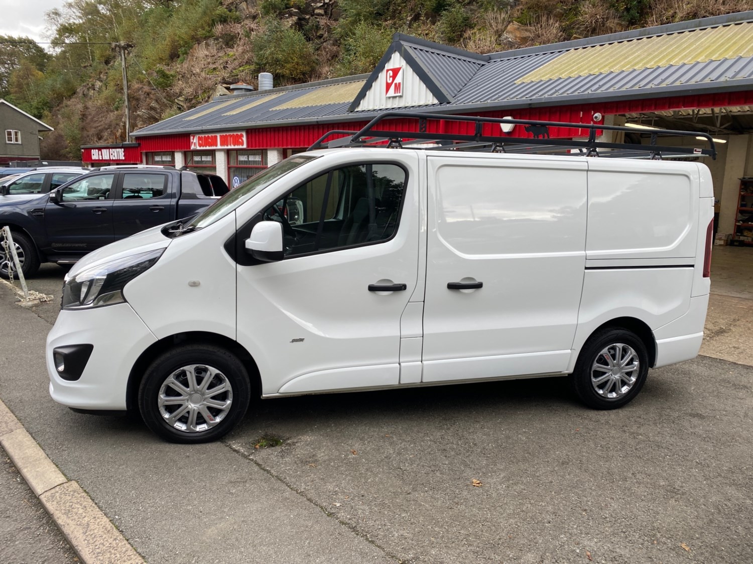 Vauxhall Vivaro Listing Image