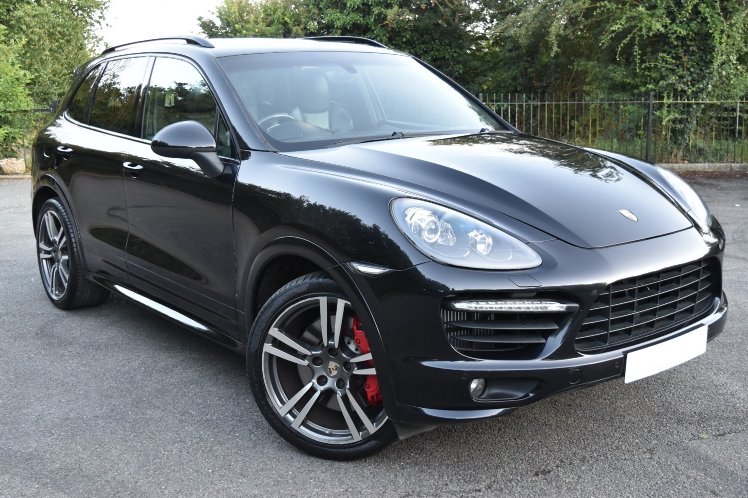 Porsche Cayenne Listing Image