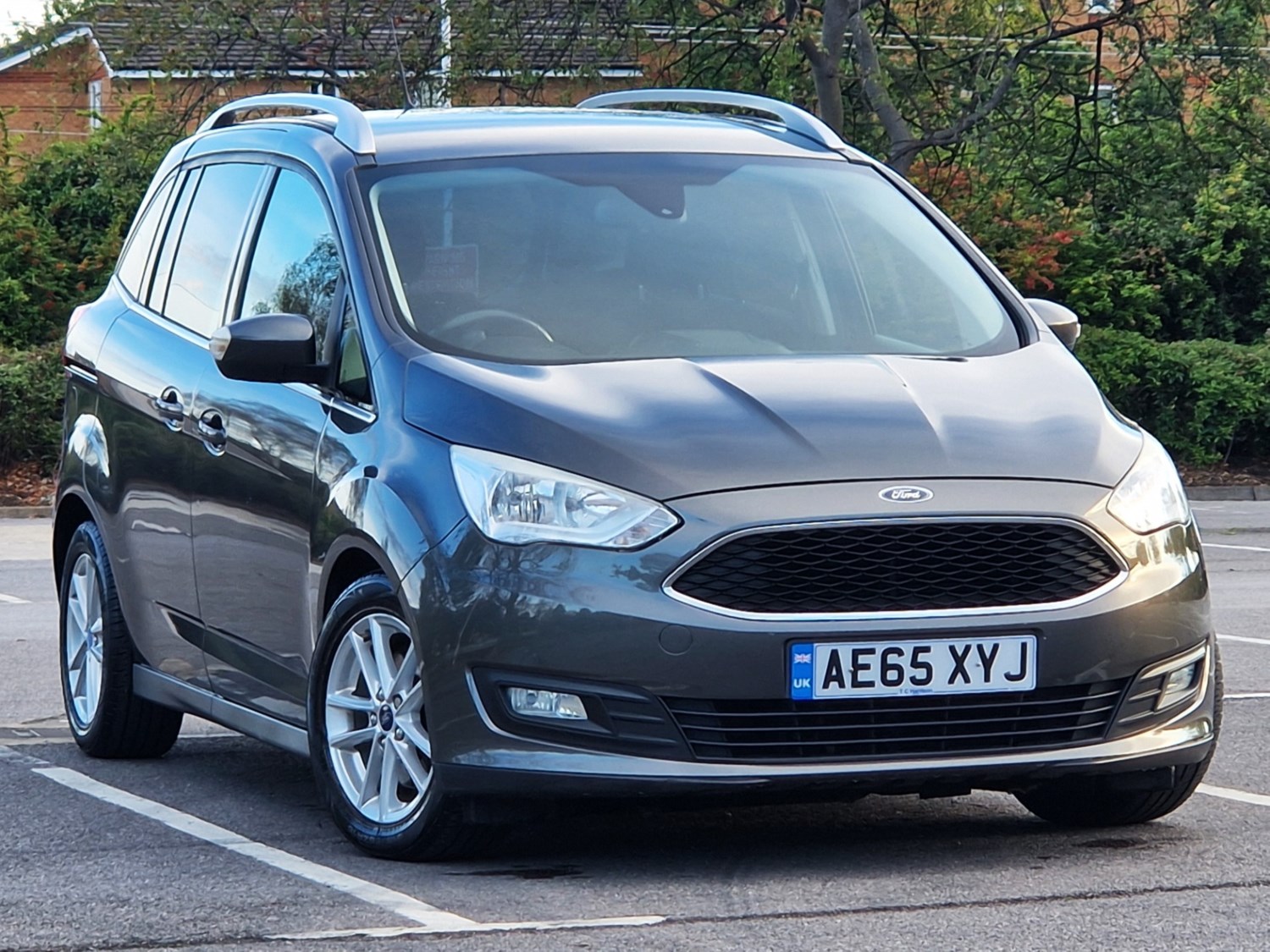 Ford Grand C-Max Listing Image