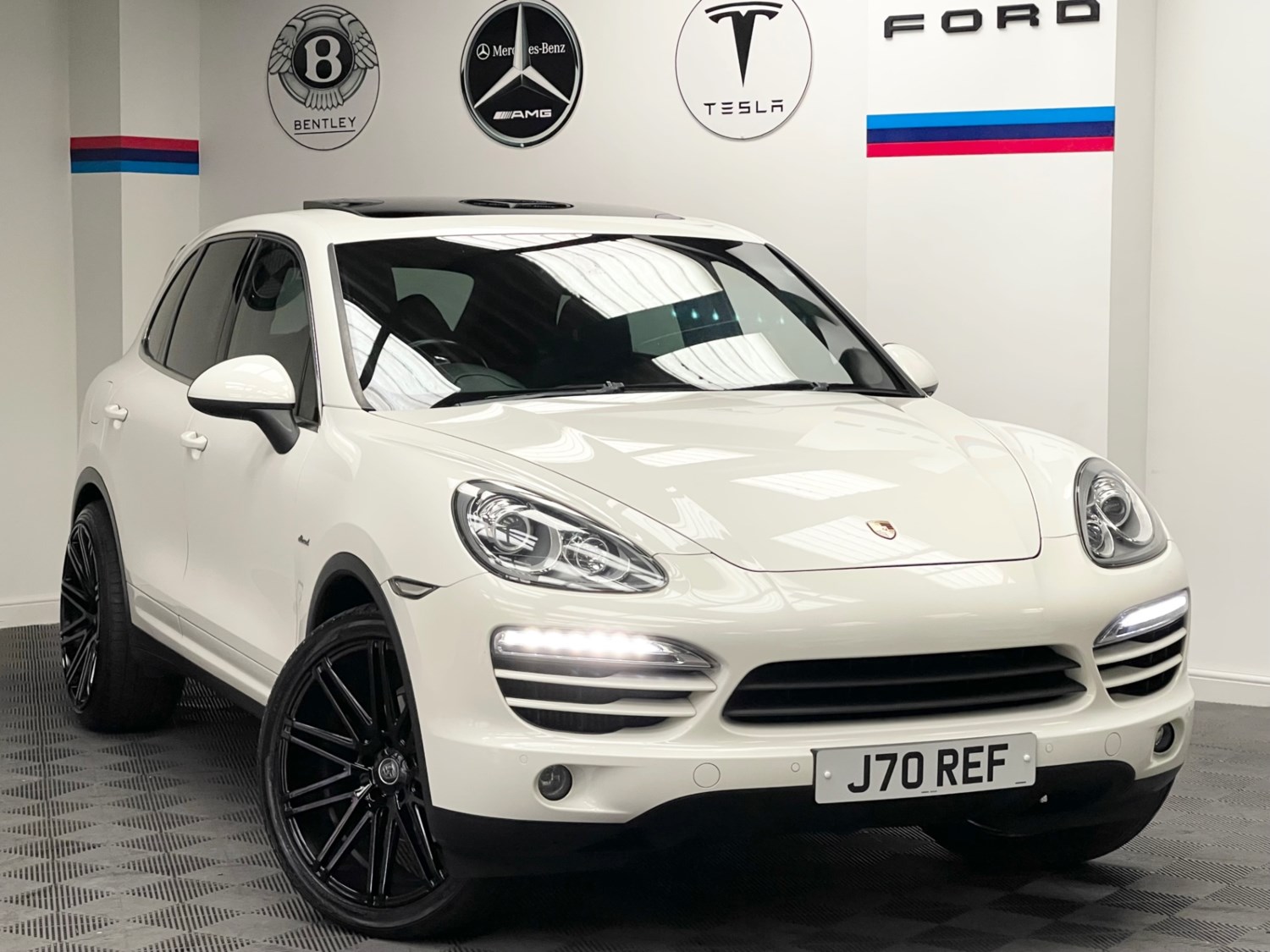 Porsche Cayenne Listing Image