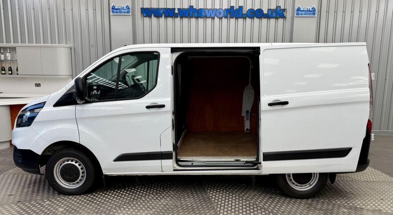 Ford Transit Custom Listing Image