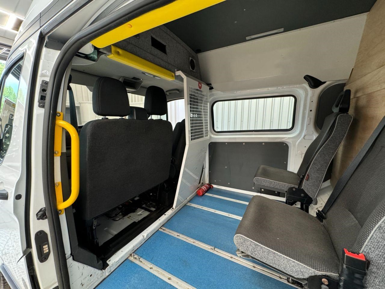 Ford Transit Custom Listing Image