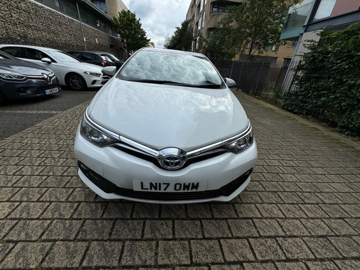 Toyota Auris Listing Image