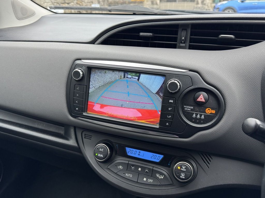 Toyota Yaris Listing Image