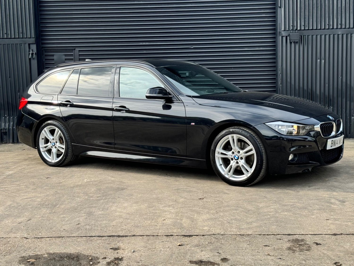 BMW 3 Series Listing Image