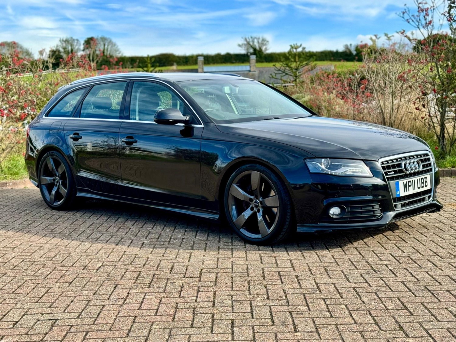 Audi A4 Avant Listing Image